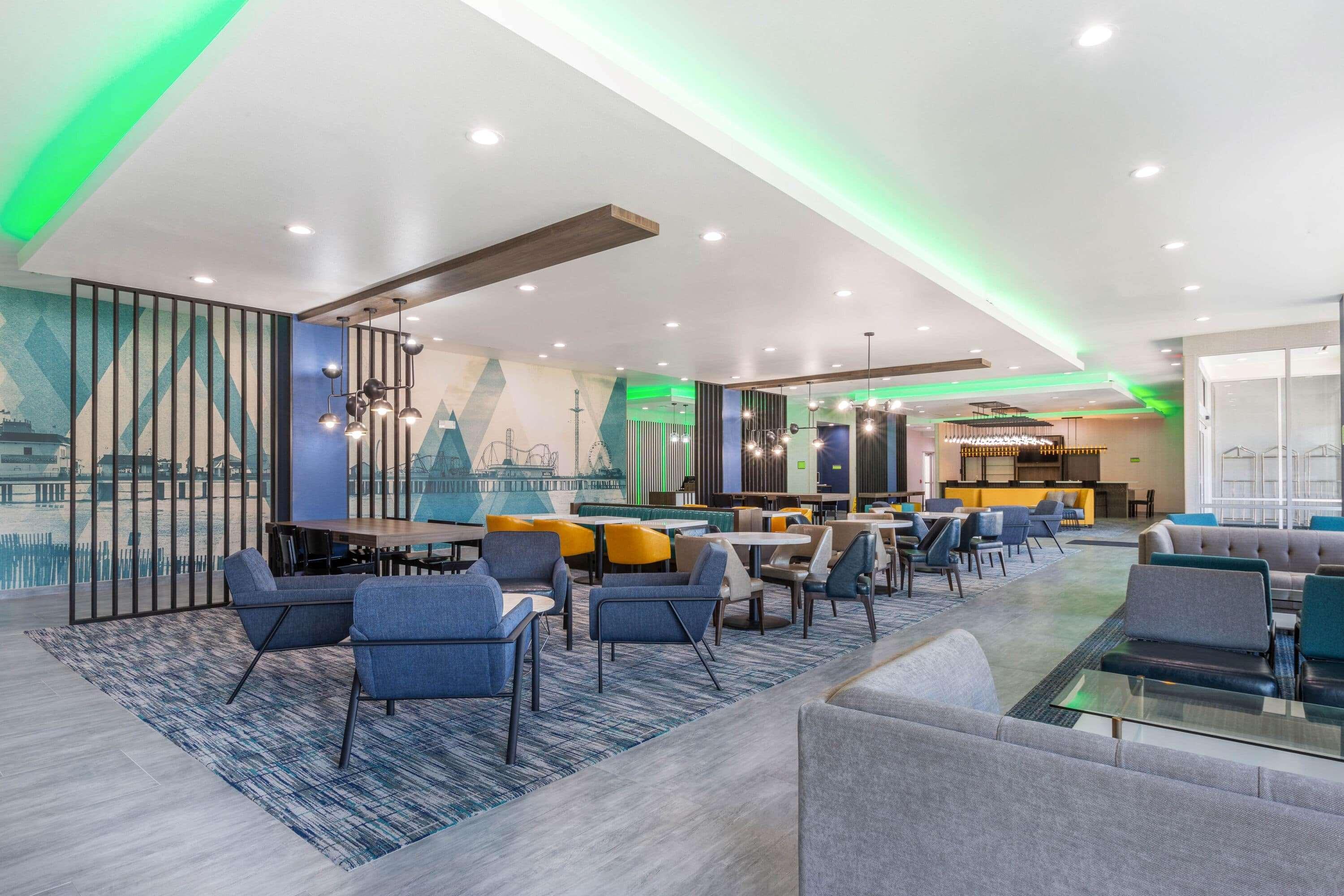 La Quinta Inn & Suites By Wyndham Galveston West Seawall Екстериор снимка